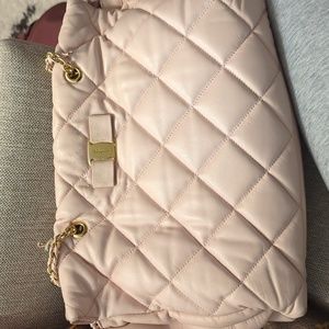 Salvatore Ferragamo Ginette Vara Quilted Leather Shoulder Bag